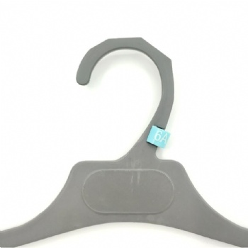 Plastic kids clothes hanger,plastic hanger with bar,FQ41