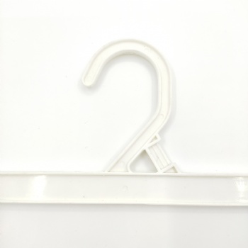 white Plastic Bottom Hanger with Pinch Grips 6108 6110 6112 6114