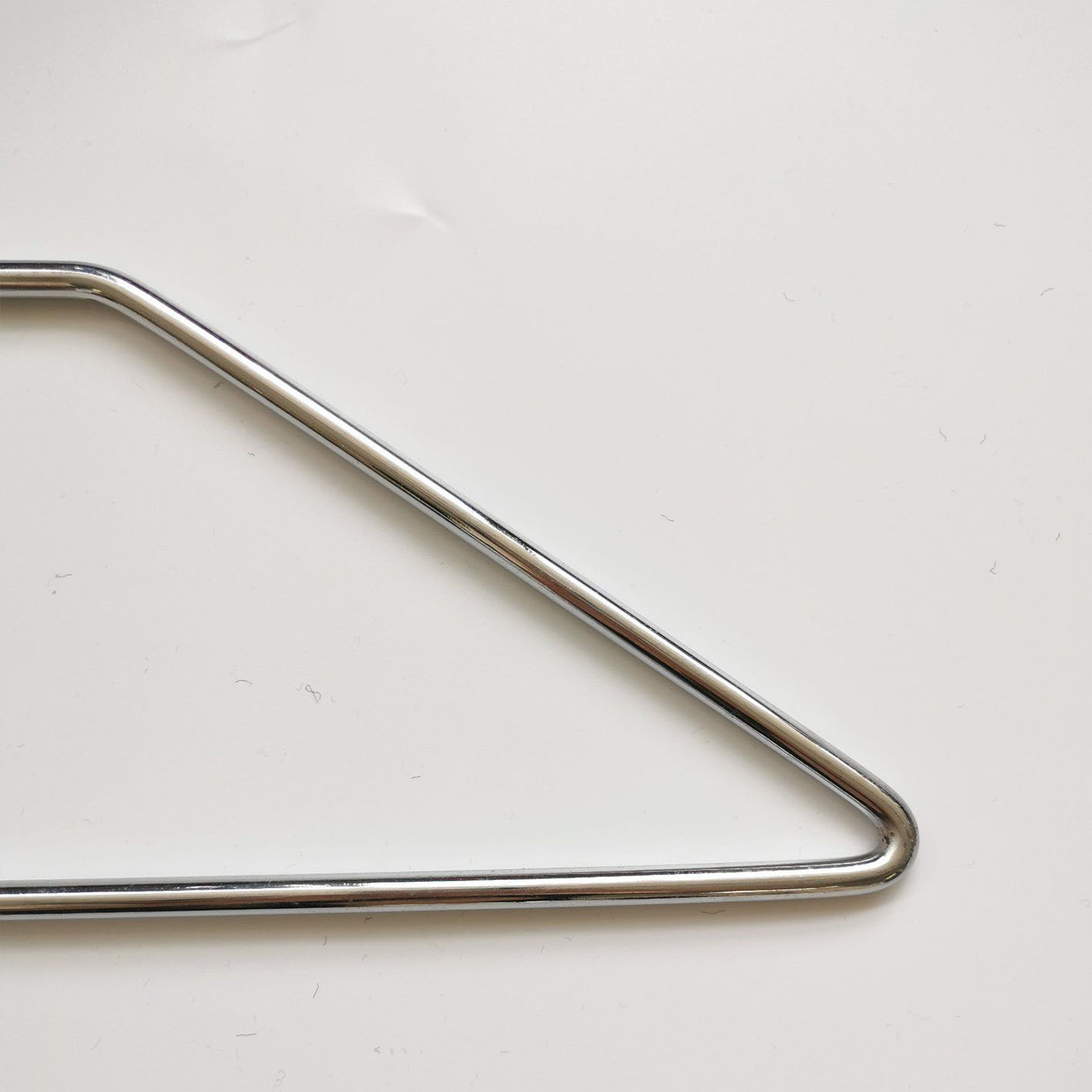 Wholesale Household Metal Silver Hanger with Rotatable Hook for Clothes Store