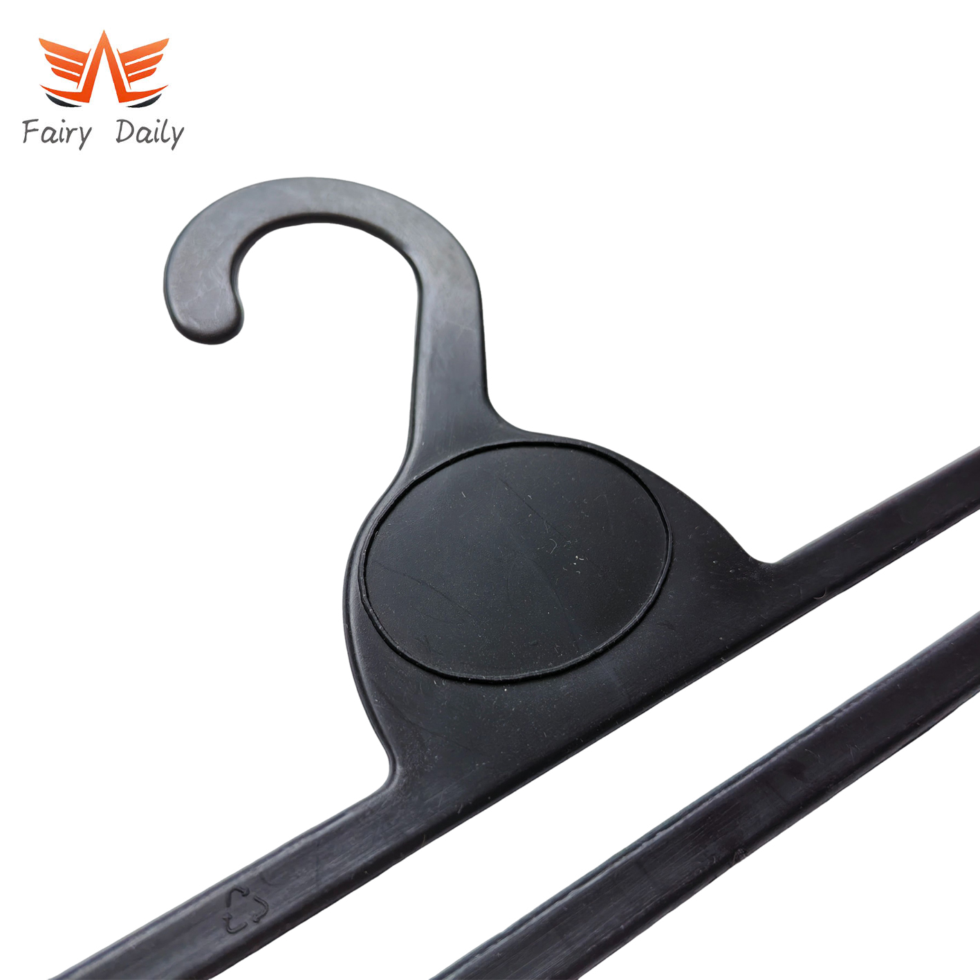 Supply Plastic Non Slip Tower Scarf Shawl Hangers Magic Plastic Hangers